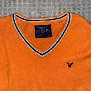 American eagle outfitters orange sweater size M